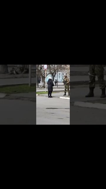 Lady confronts Russian occupier