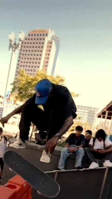 Bro is insane 🤯🛹