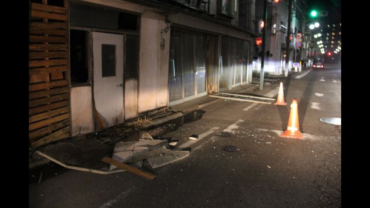 Earthquake hits Japan