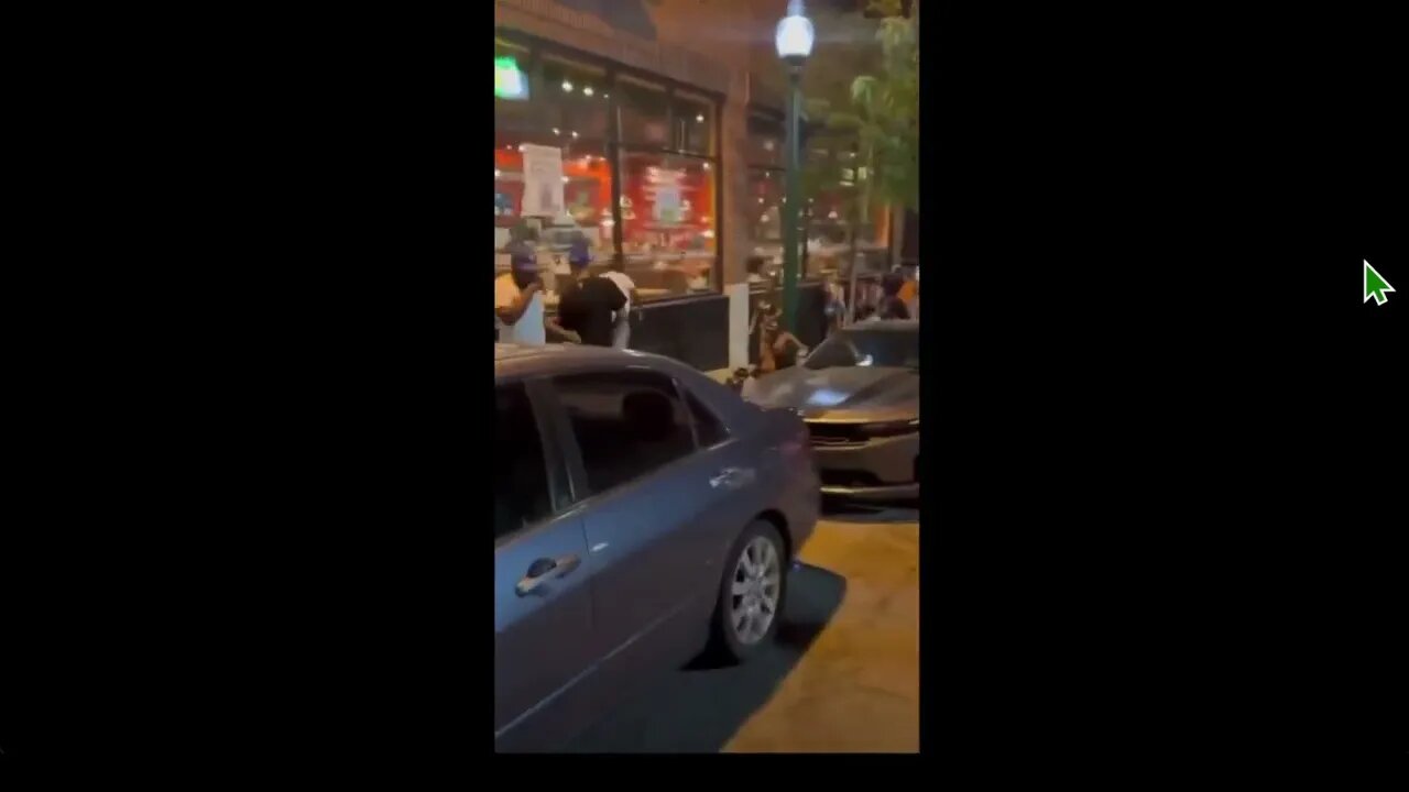 ❌ 胡椒噴霧劑可有效阻止少女打架