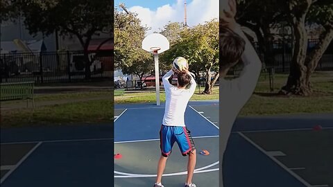 Shooters Shoot😤💧🏀#houseofhighlights #basketball #ballislife #hooper #nba #shooter #fy #viral #shorts