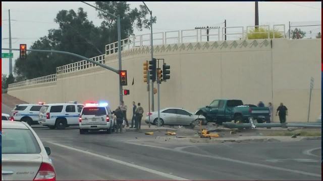 Man in custody after trying to flee during a traffic stop