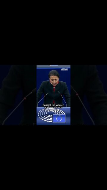 #Swedish lawmaker Abir Al-Sahlani cut her hair in solidarity with protesters in #Iran