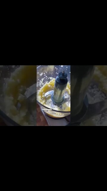 You need this sauce. This TOUM is life. #toum #garlicsauce #healthyrecipes #keto #lowcarb #Shorts