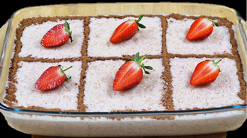 Mix the strawberries with the rice and the result will surprise you
