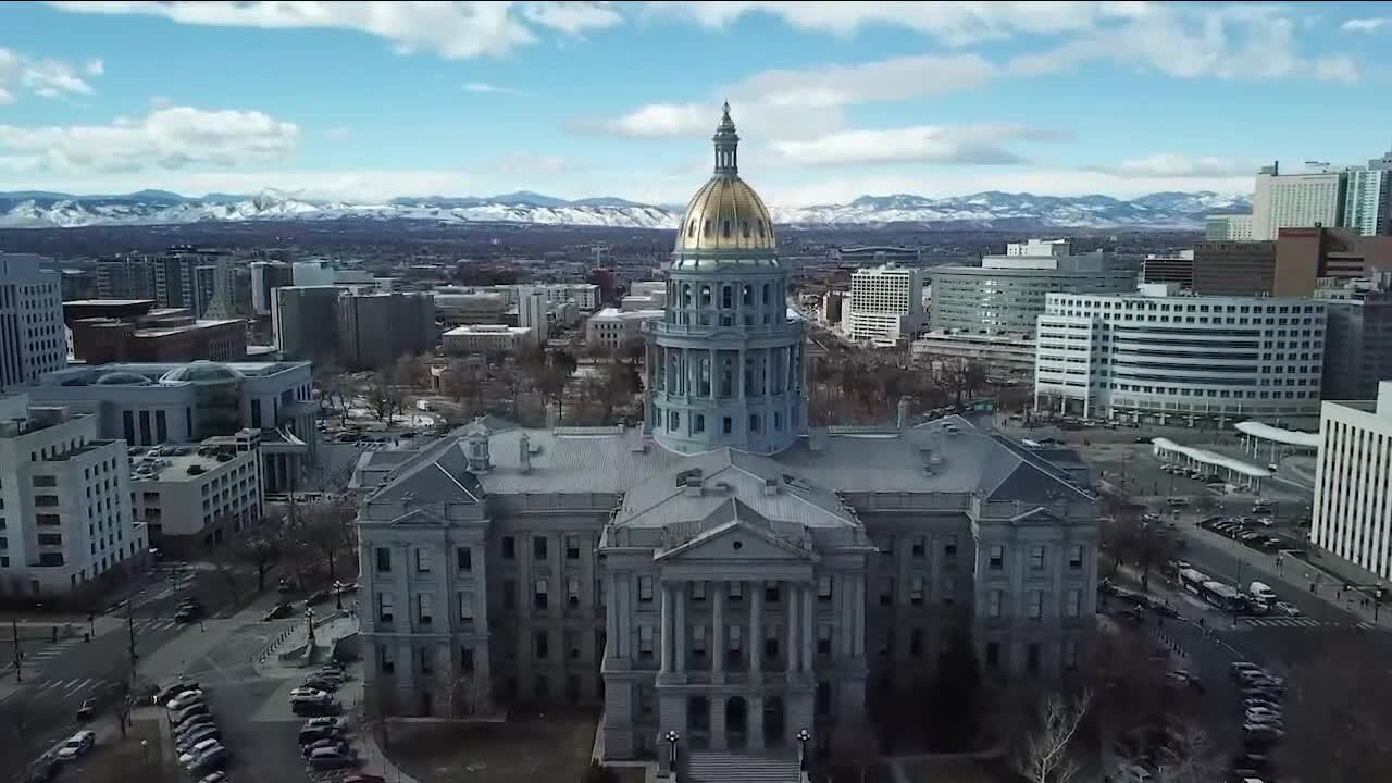 Colorado lawmakers seek to extend licensing to undocumented immigrants