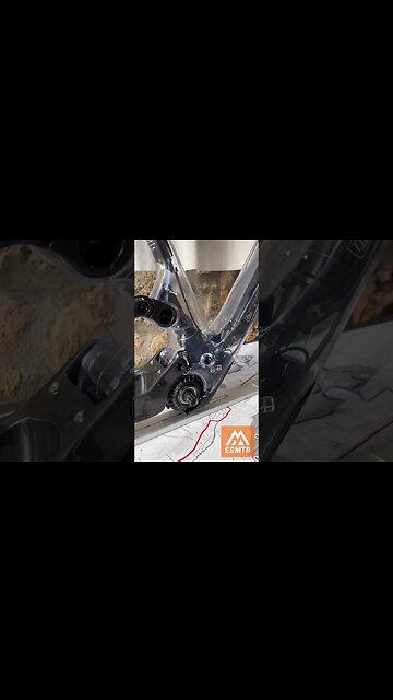 Como é uma MTB de suspensão embutida? #shorts