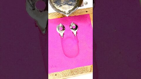 Experiment! Molten Metal and Kinetic Sand