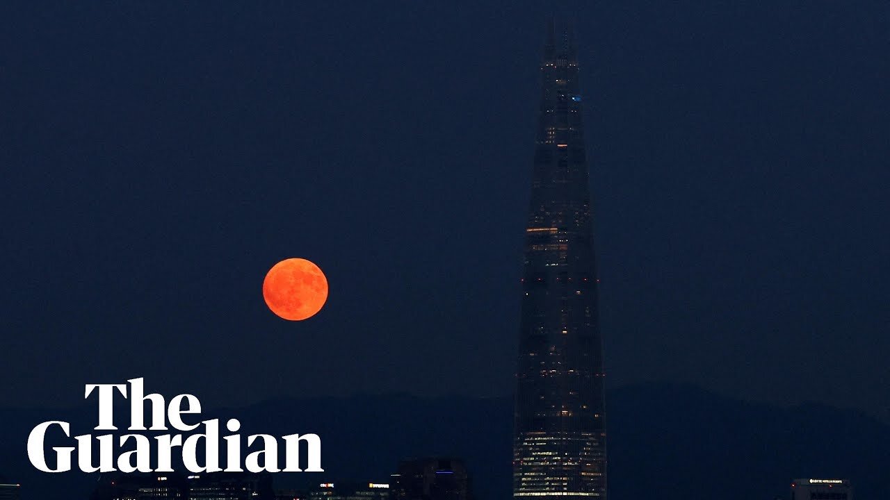 Rare blue supermoon lights up night skies globally