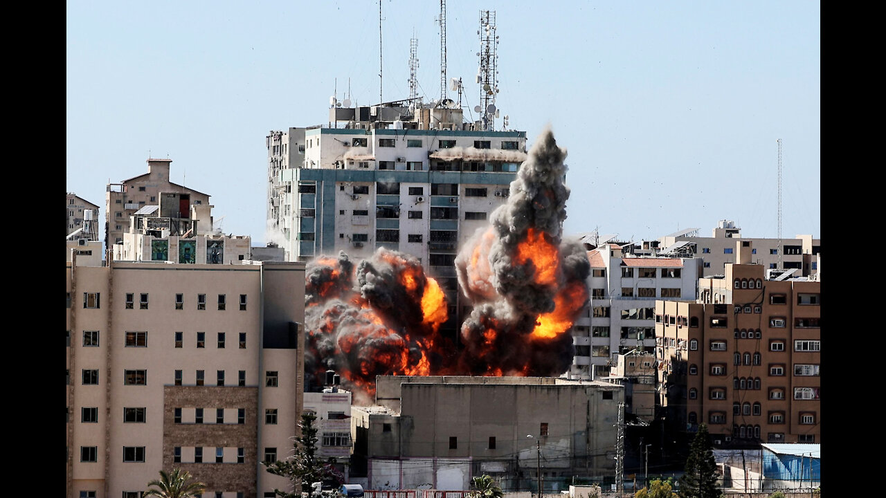 Israeli Air Strikes hit its target! FOREIGN NEWS!