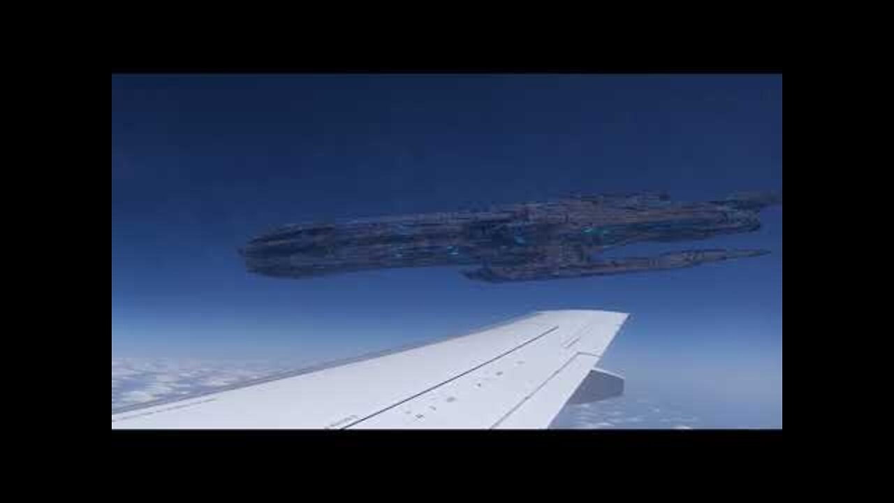 pilots filmed a ufo over Ukraine flying to the rescue/пилоты засняли нло над украиной летит помощь