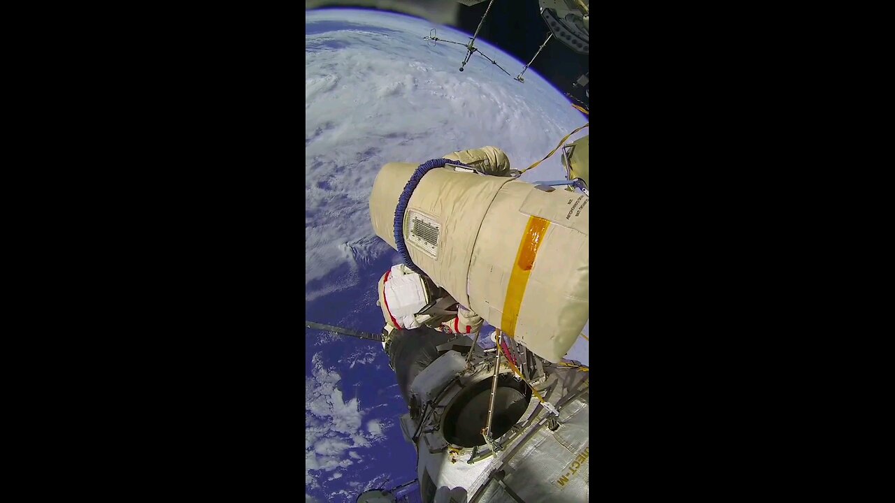 👨‍🚀 Astronaut Transmission Work in Space