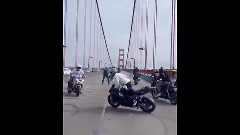 Motorcyclists Block Golden Gate Bridge, No Arrests Made