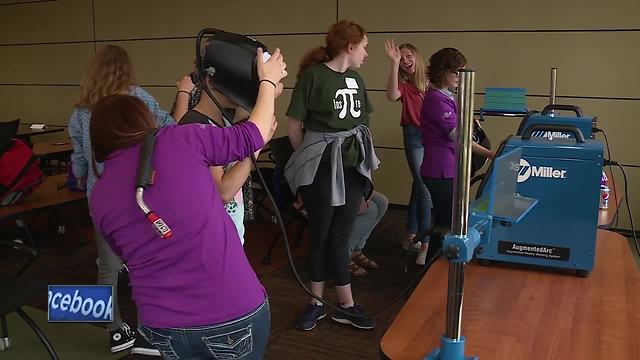 'Smart Girls Rock!' highlights STEM careers to high school students