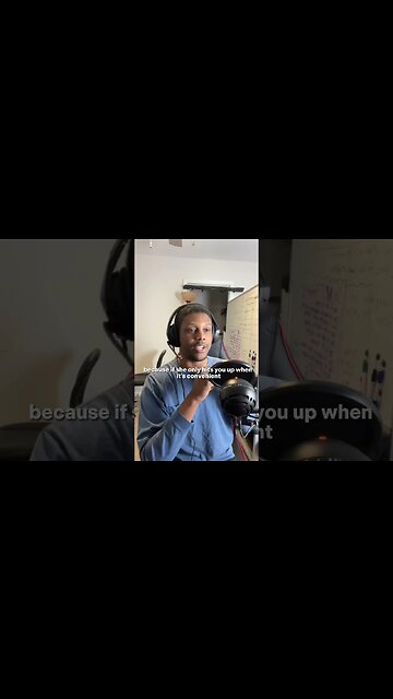 Signs A Girl Isn’t Into You #shorts