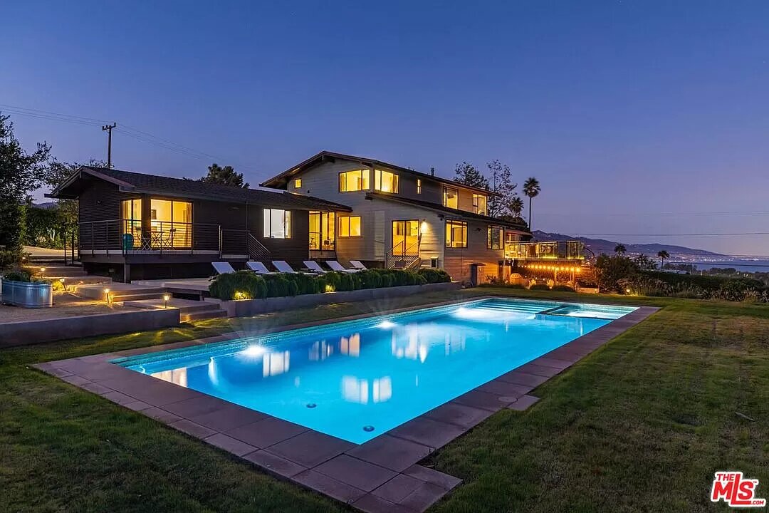 inside $11,250,000 Modern Design on Point Dume has breathtaking Ocean Views,