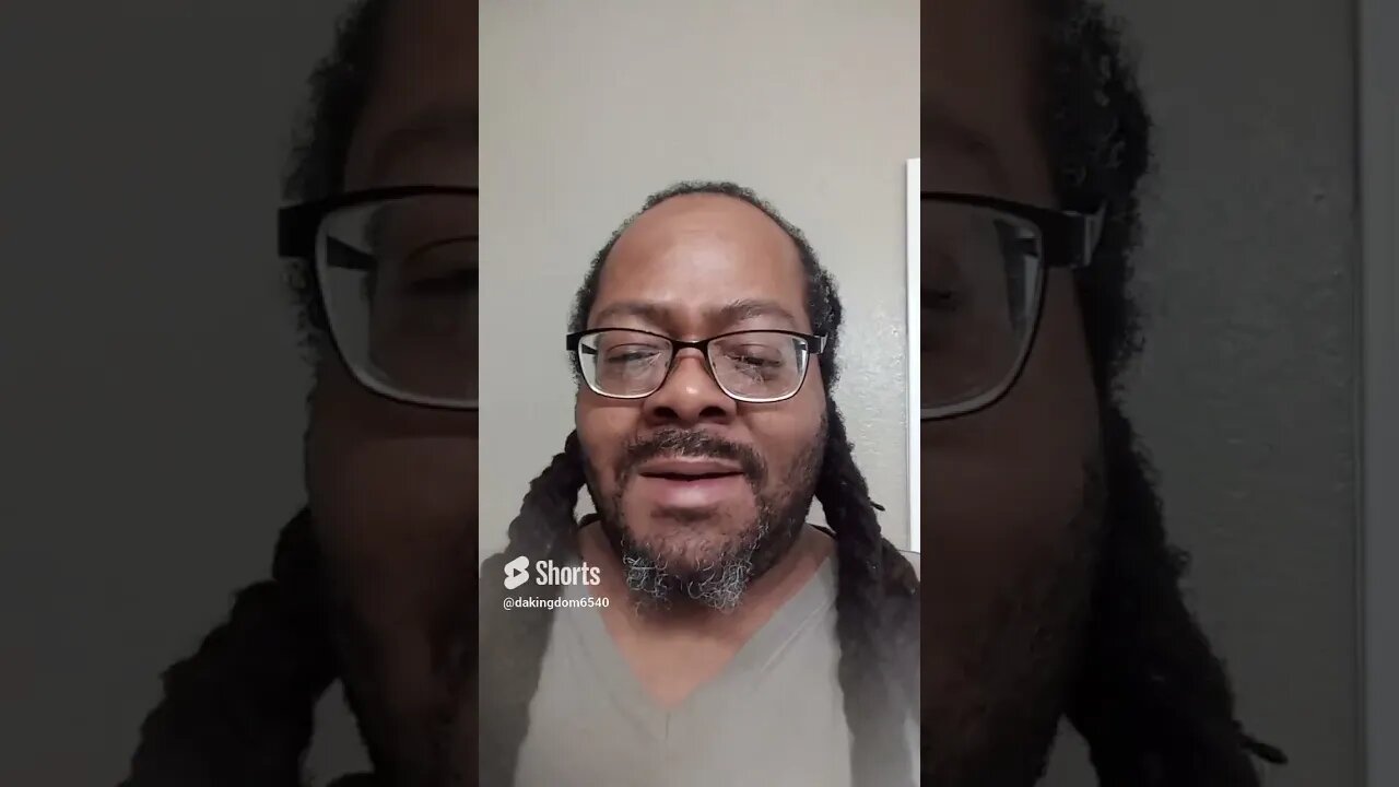 Imagine Finding Roaches In Your Food & This Is The Cook's Response!