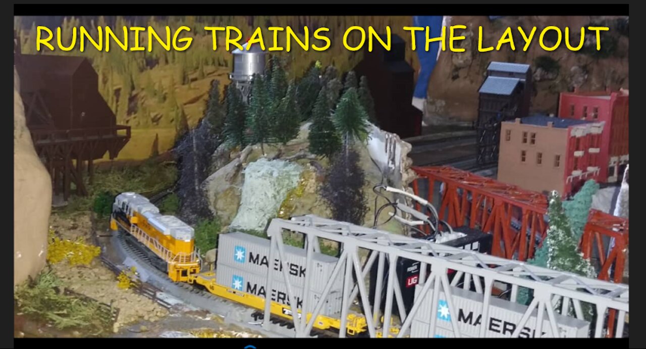 RUNNING TRAINS ON MY LAYOUT NEW INTERMODAL TRAIN!!