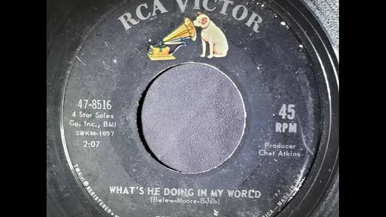 Eddy Arnold – What's He Doing In My World