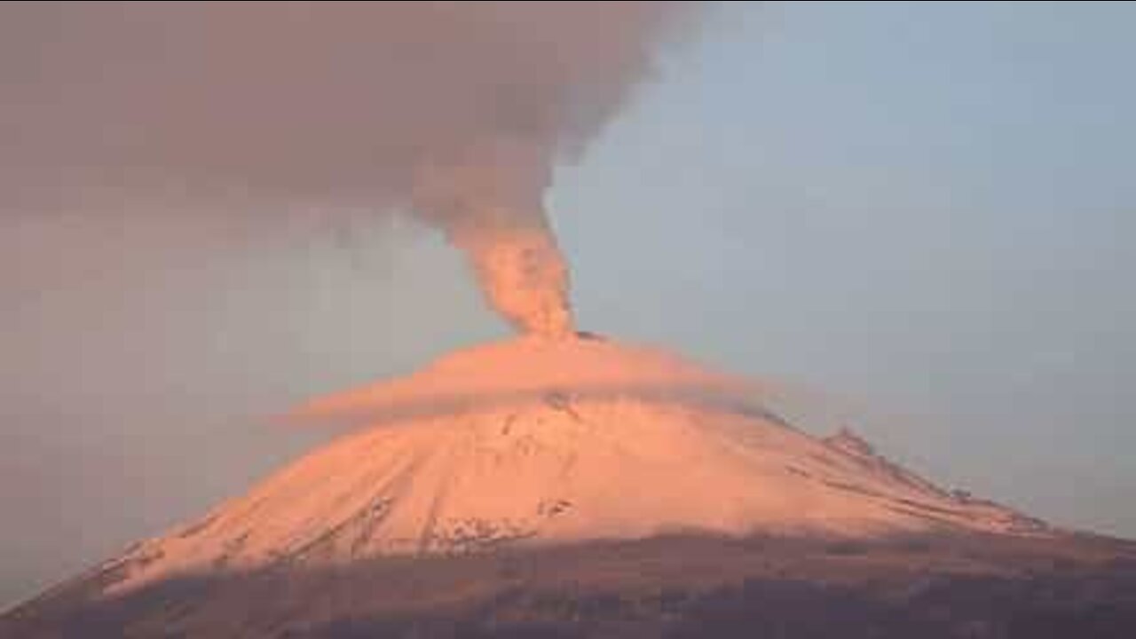 Vulcano in eruzione in Messico