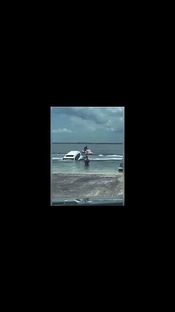 It Should Be Illegal To Be This Dumb #shorts