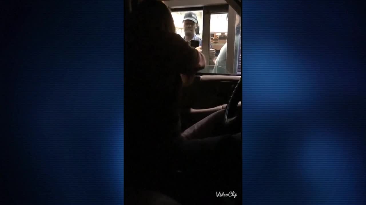 Taco Bell worker denies service to deaf man