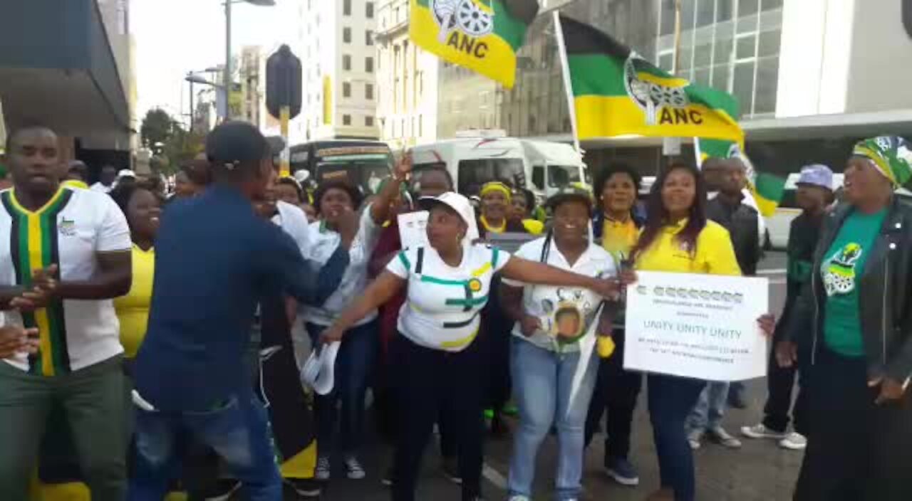 Phosa withdraws urgent court application, opts for talks with ANC (ynH)