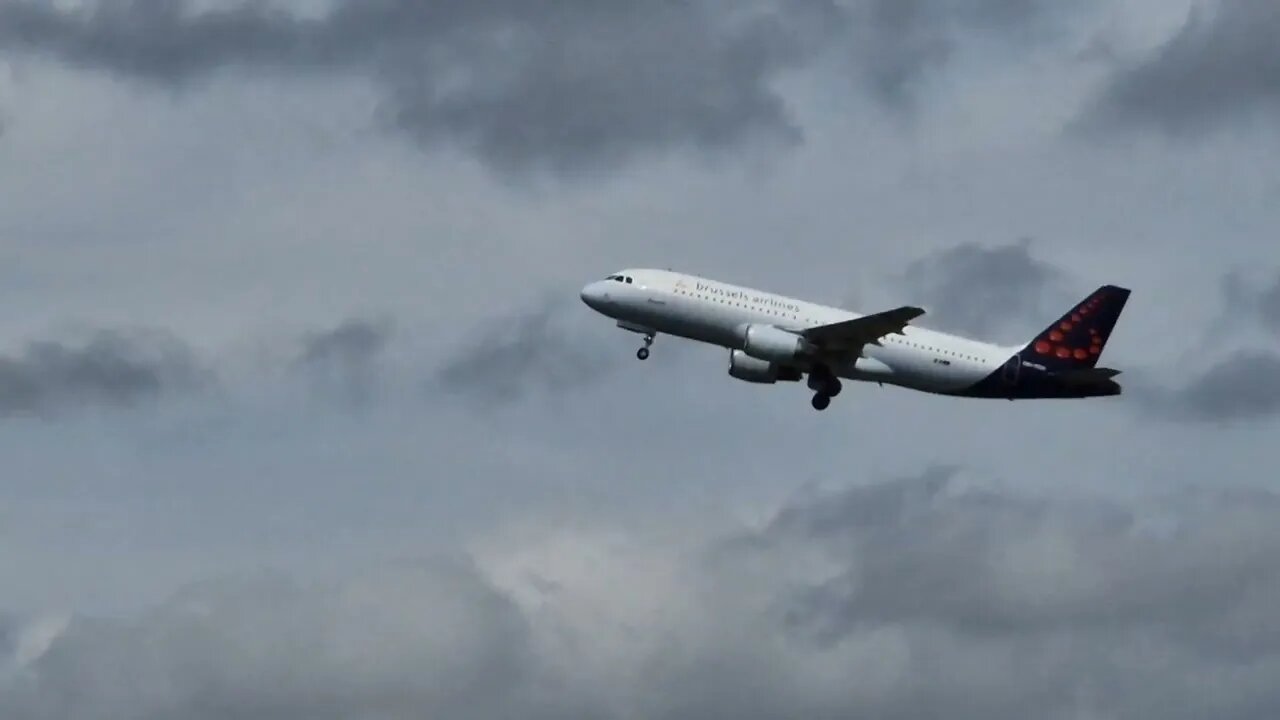 Manchester Airport Plane Spotting, Aircraft Take offs, Landings & Movements