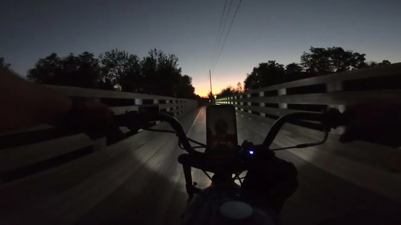 Chasing the Sunset on the Hermanaba Rail Trail ( Trailmaster Hurricane 200X )