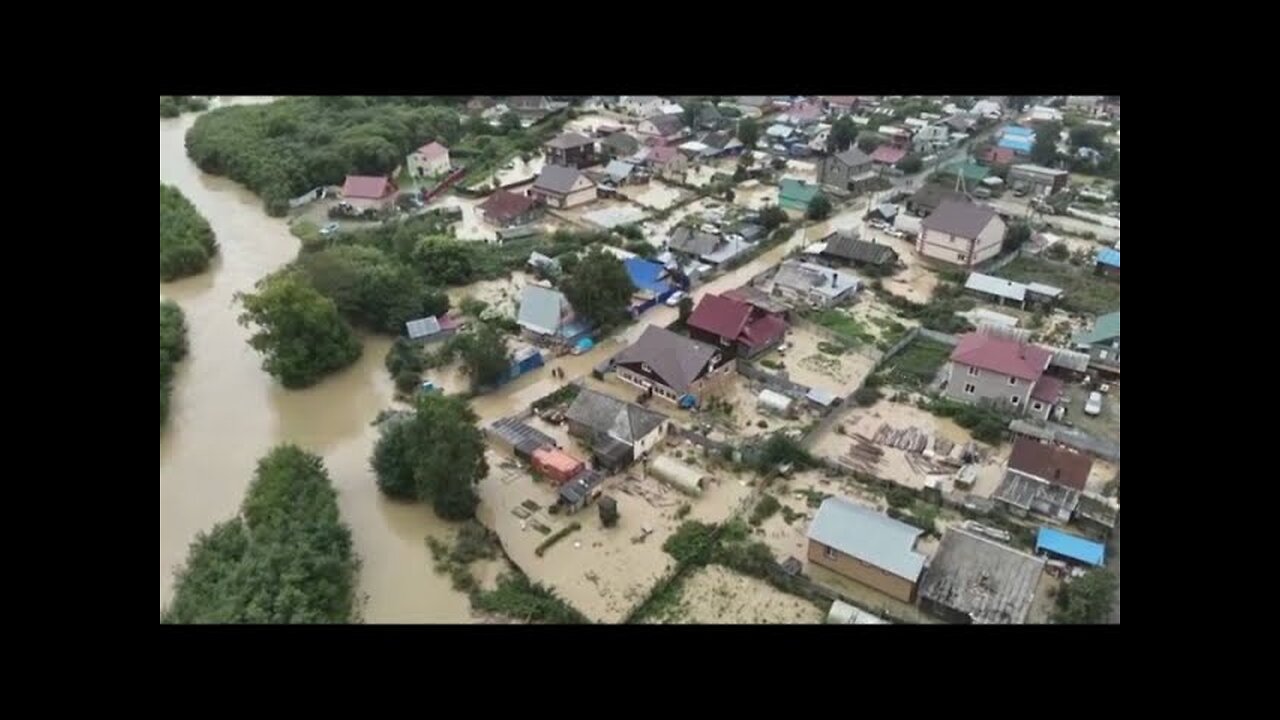 Floods in Russia - Bridges, roads and houses are left under water