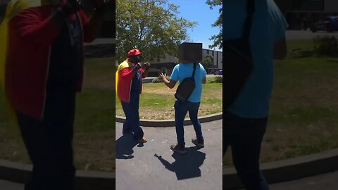 World Star Situation At SneakerExpo - Mario vs Minecraft Steve 💥 #mario #minecraft #sneakerexpo