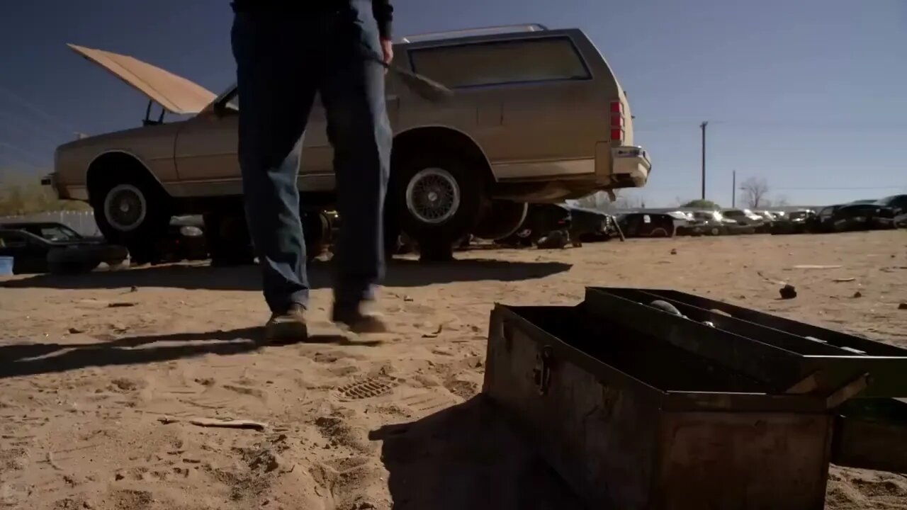 JONATHAN BANKS Tracking Device & Dead Body Better Call Saul 5