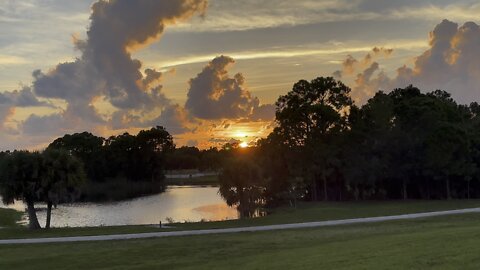 Sunset At Estero Community Park #4K #DolbyVision #HDR (Widescreen)