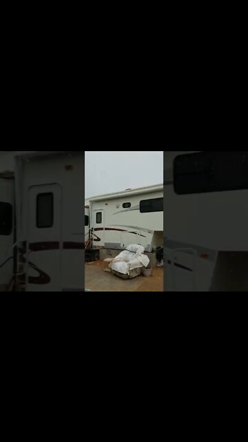 it never snows in Ari-zona