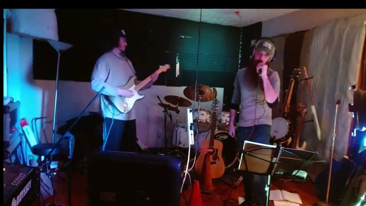 Sound check 6 we have no sonud engineer