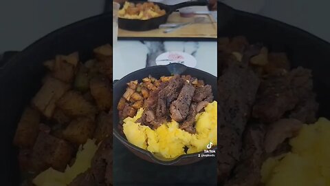 Wild n Out Cafe | South Beach FL