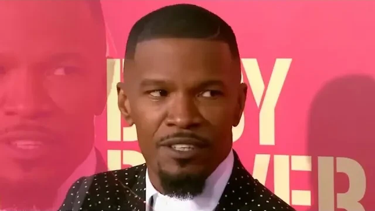 JAMIE FOXX “TAPS FOR ROYAL”