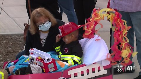 Fire truck parade fulfills dying toddler's 'Make-A-Wish'