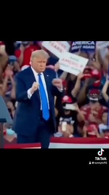 Trump dancing to good music 😂