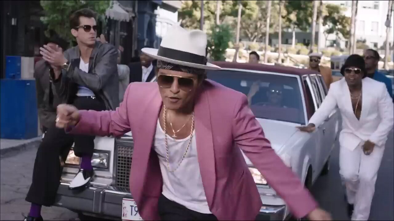 Mark Ronson - Uptown Funk (Official Video) ft. Bruno Mars