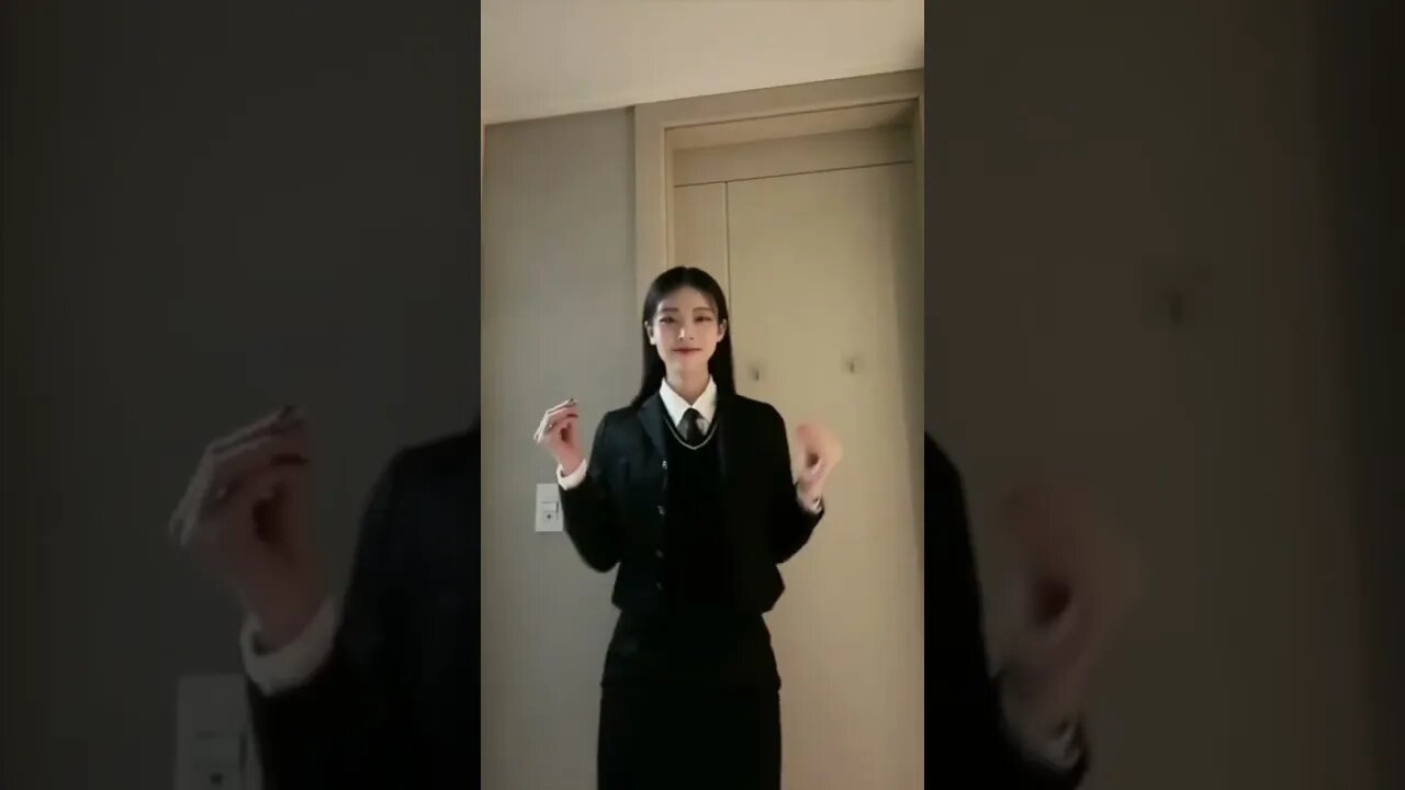 Polite Chinese Girl Gives Us A Little Show