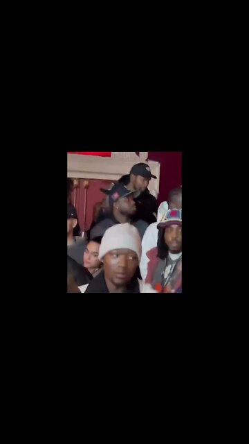 Kevin Durant In Attendance To Support Drake Apollo Tour