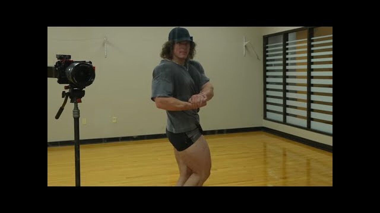 Workout - Fall Cut Day 46 - Legs - Sam Sulek Clips
