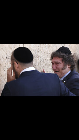 Argentinian president in Israel how he mocks the goyim is Astounding