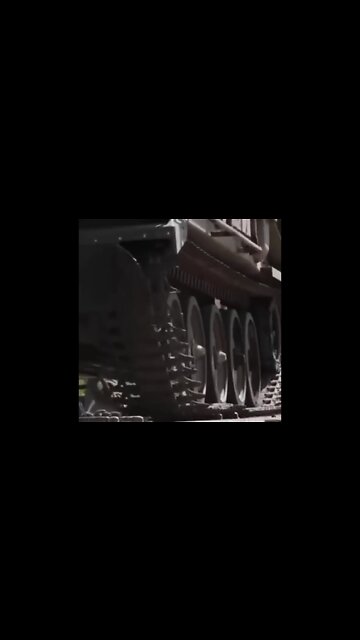 UK-donated "Spartan" personnel carriers deployed by Ukrainian forces near Bakhmut