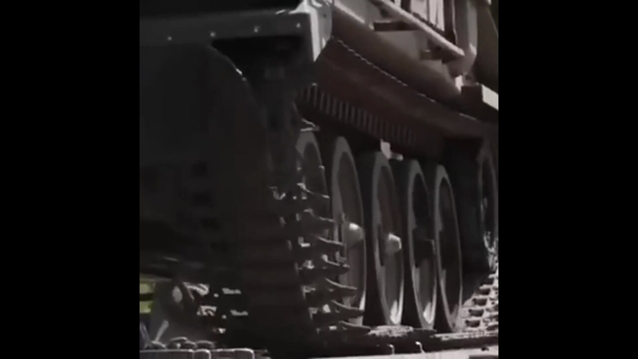 UK-donated "Spartan" personnel carriers deployed by Ukrainian forces near Bakhmut