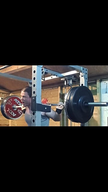 Quick n' Speedy 3x5 145 Kgs Back-offs. Last Set.