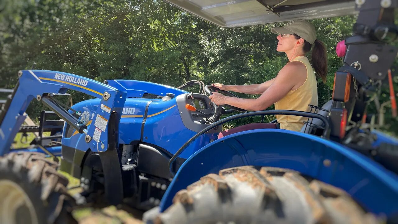 #19 Learning the ropes of the NEW HOLLAND TRACTOR