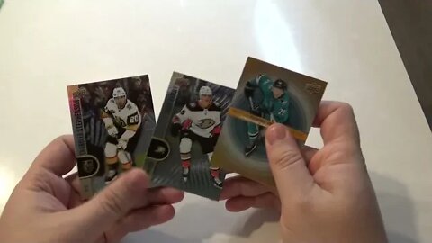 Jay opens 10 packs of Tim Hortons 22/23 hockey cards