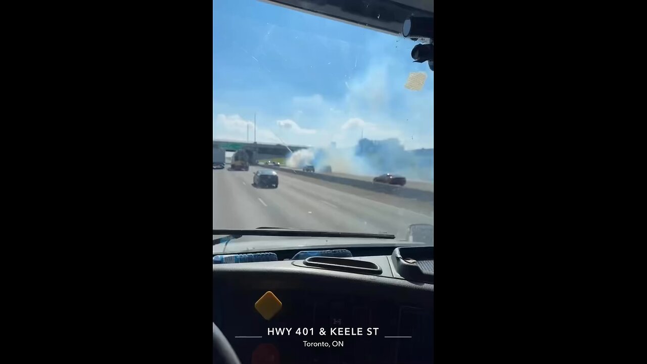 Truck Fire on Highway 401 Toronto